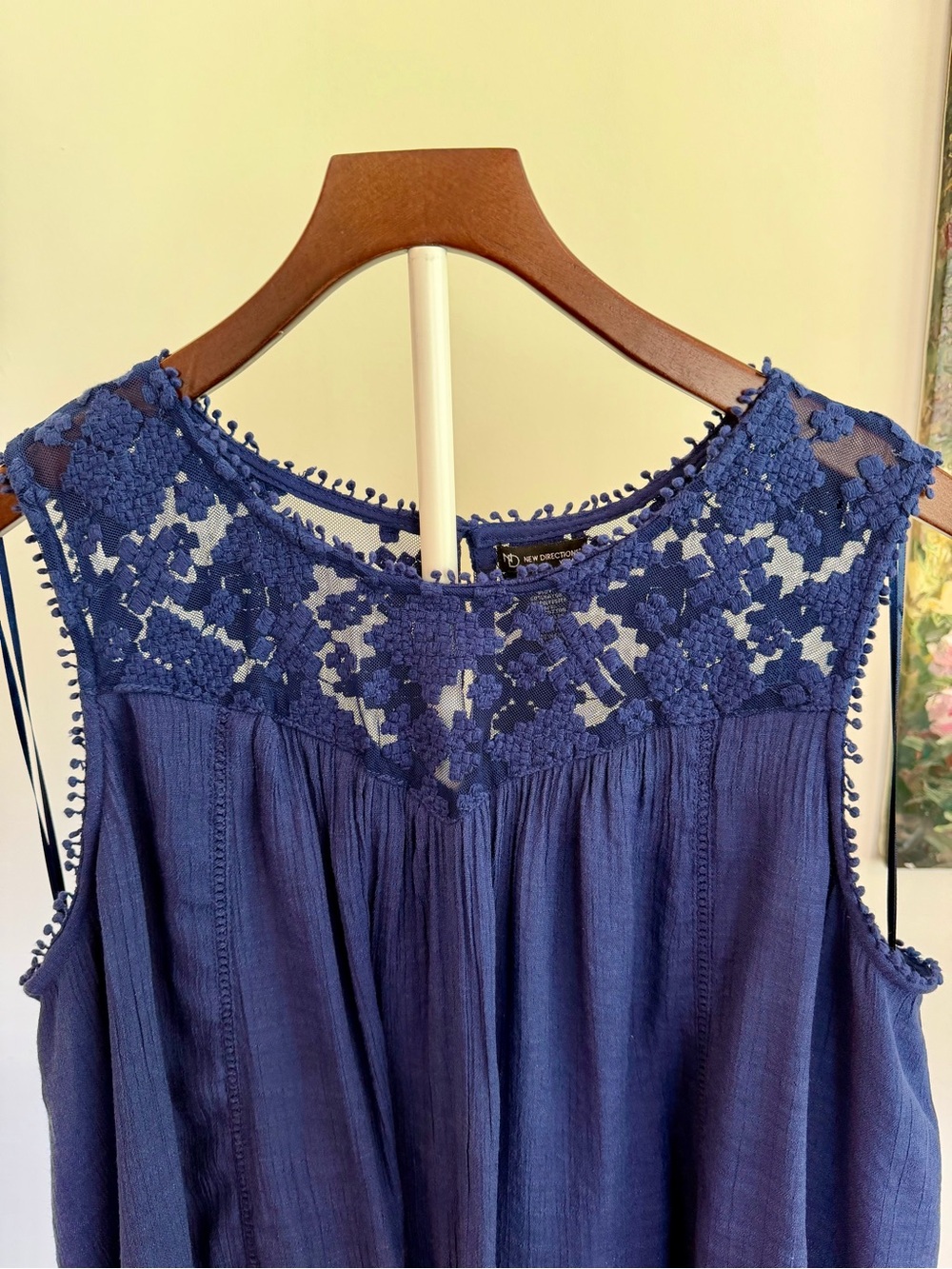 New Directions Navy Lace Yoke Pom Pom Trim Swing Top Blouse 1X - Picture 3 of 4